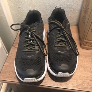 Hoka One One Clifton 6 Women’s size 9 W